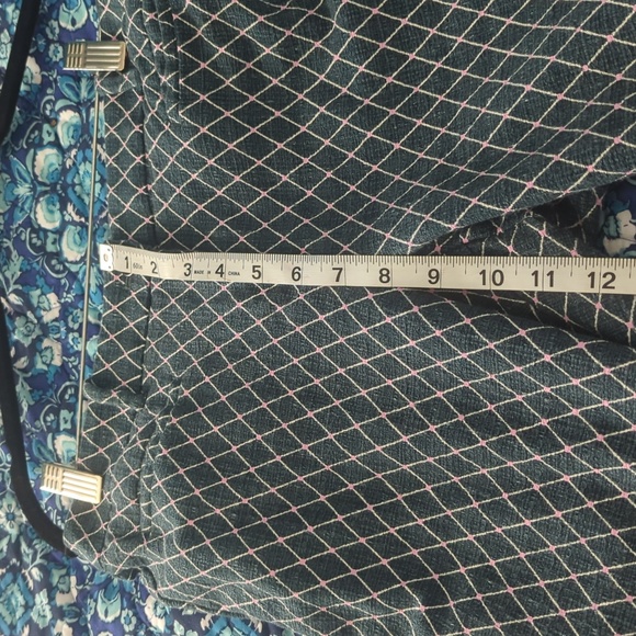 Ann Taylor Curvy Fit Crop Teal with white and pink - Picture 13 of 13